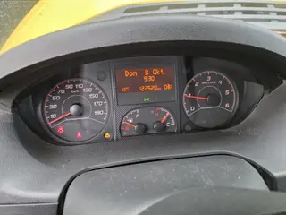 Peugeot Boxer L2H2, Baujahr 2018, Bild 8 von 9