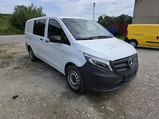 Mercedes-Benz Vito Allrad, Baujahr 2021, Bild 2 von 10
